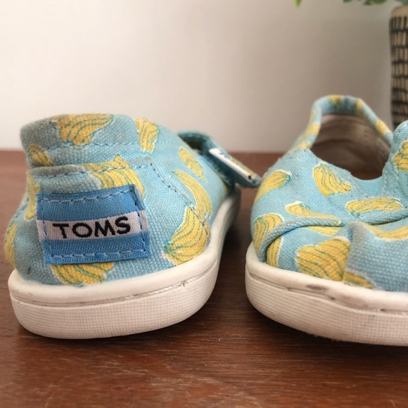 Toms - Picture 3 of 3